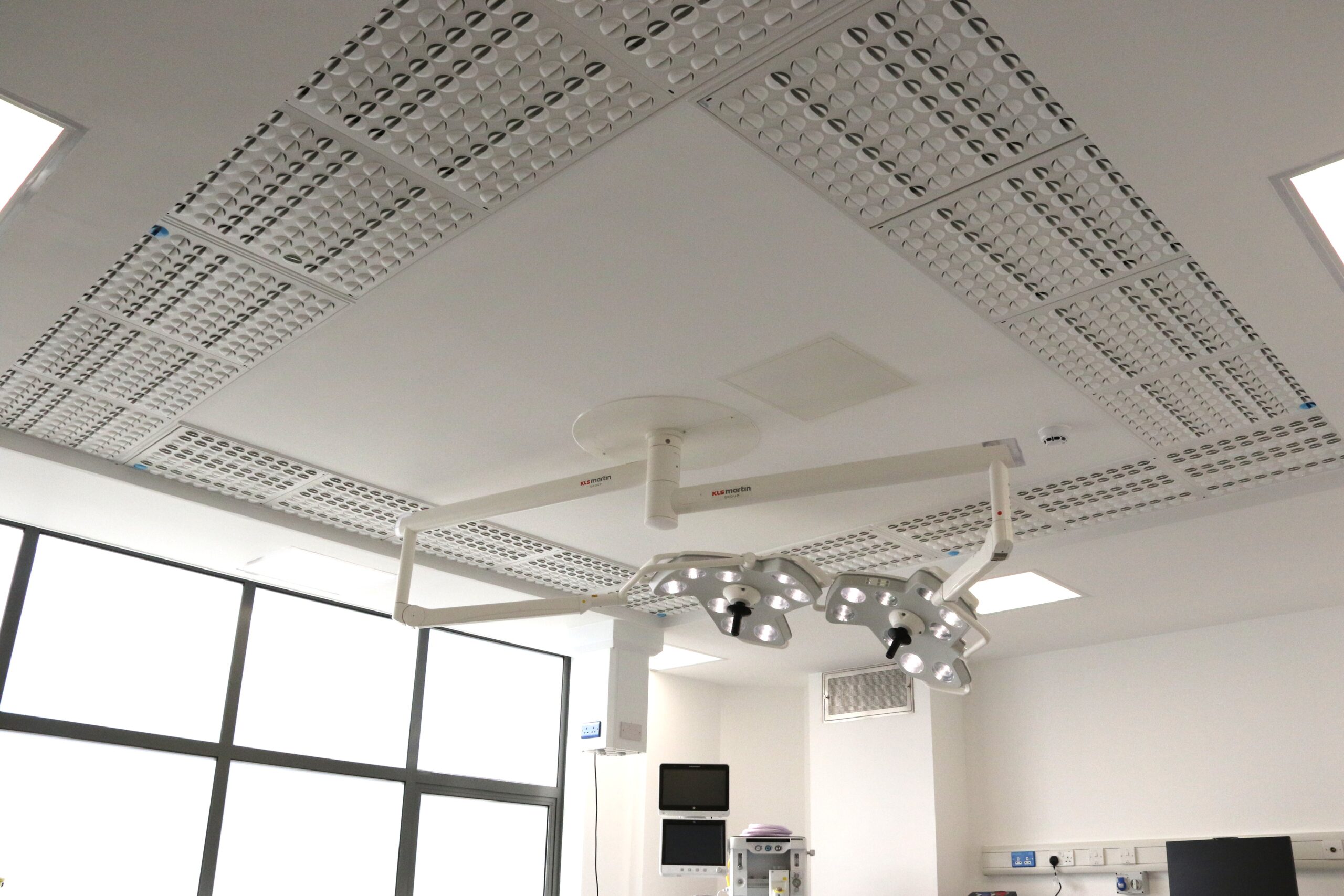 iiS Health Clinic, United Kingdom