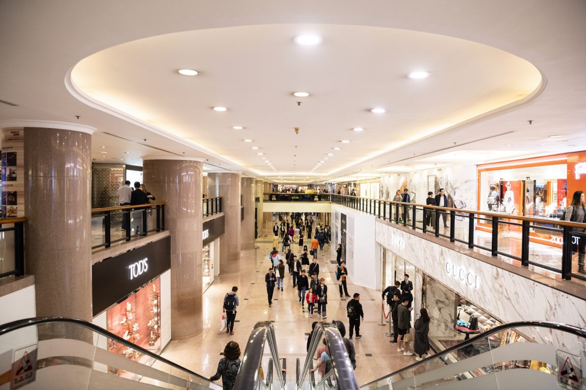 Subdividir Relación pase a ver Large and open spaces ventilation - in shopping malls.