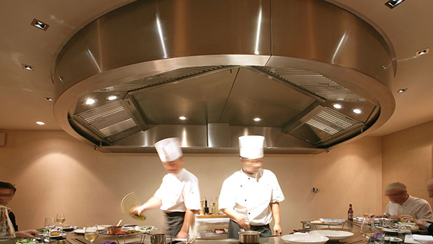 Hanawa Japanese Restaurant Paris has chosen Halton Solutions for the ventilation of their kitchen