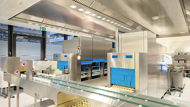 DB Brick Frankfurt has chosen Halton Solutions for the ventilation of their kitchen
