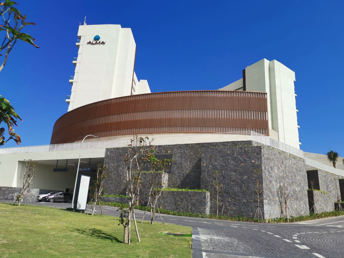Alma Resort Cam Ranh