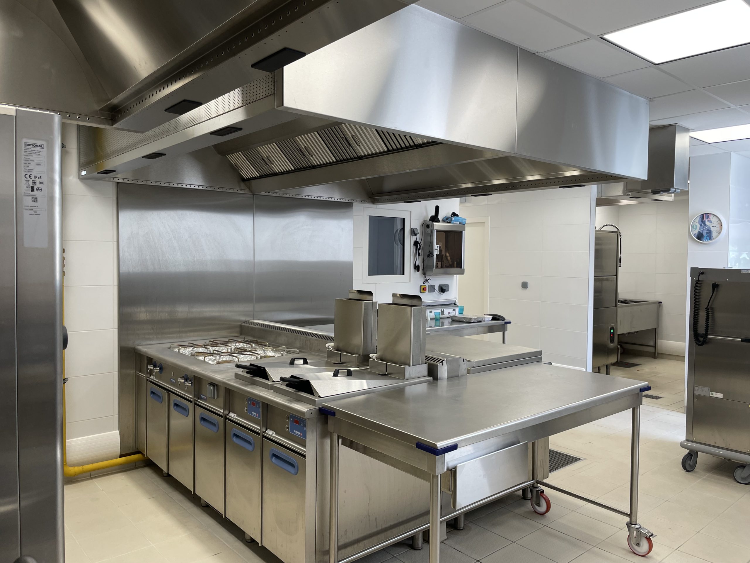 Jean de Cruzel School has chosen Halton Solution for the ventilation of their kitchen